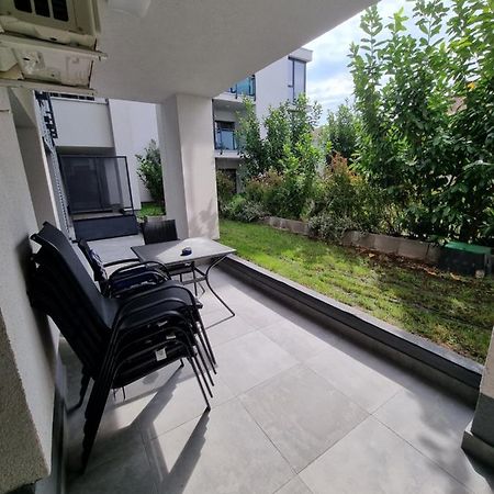 Apartament Superb In Regim Hotelier- Arad Plaza Eksteriør bilde