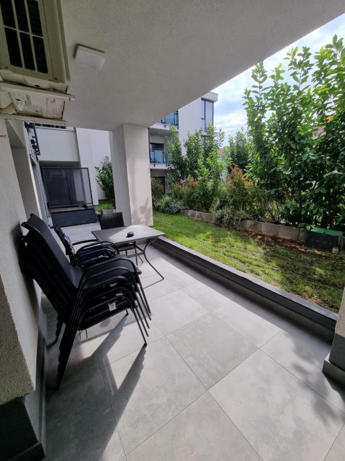 Apartament Superb In Regim Hotelier- Arad Plaza Eksteriør bilde